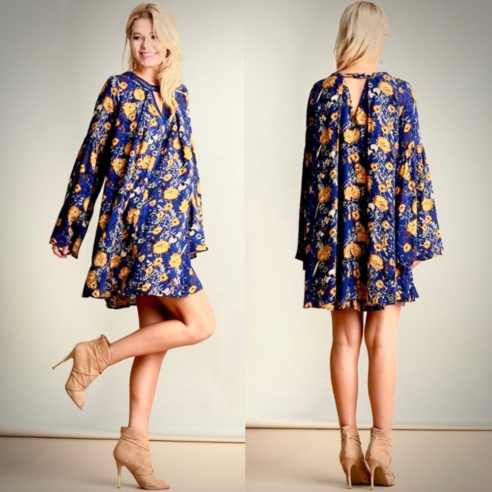 ✨NWOT Umgee Long-Sleeved Swing Dress Size L